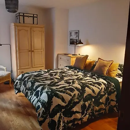 El Neru. En Zona Verde Y Junto Al Mar. Apartment Gijon